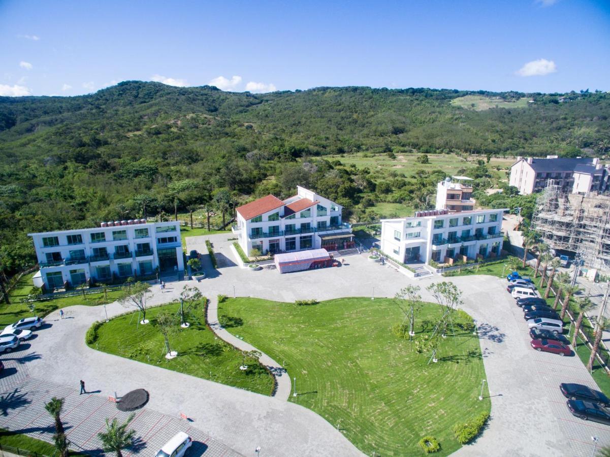 墾丁椰林 海灘文旅 Hotel Cape Eluanbi Exterior foto