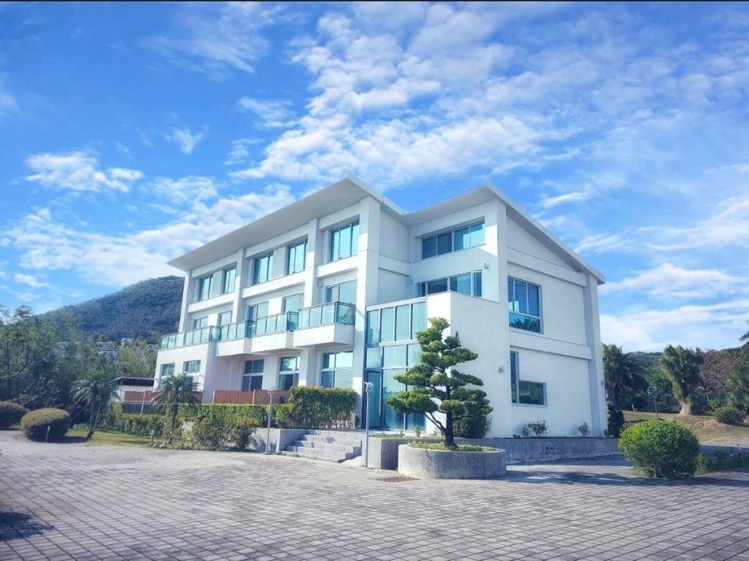 墾丁椰林 海灘文旅 Hotel Cape Eluanbi Exterior foto
