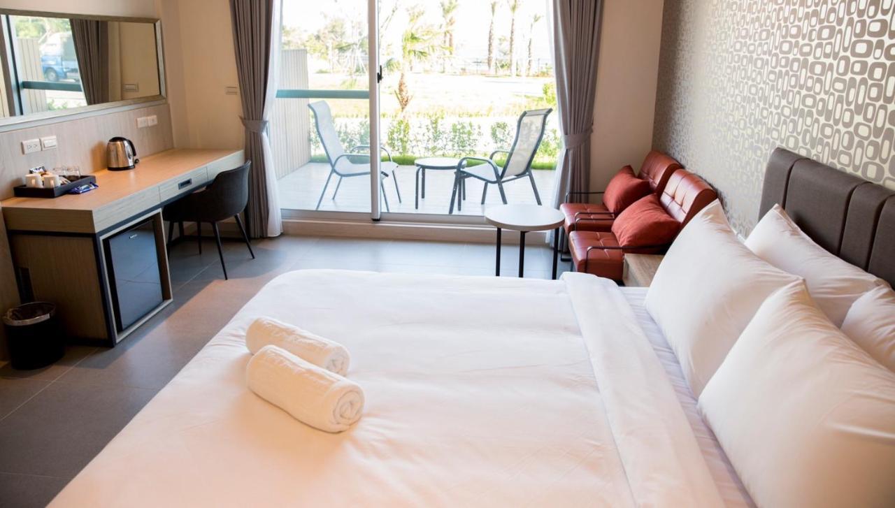 墾丁椰林 海灘文旅 Hotel Cape Eluanbi Exterior foto