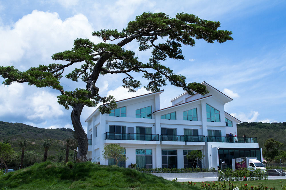 墾丁椰林 海灘文旅 Hotel Cape Eluanbi Exterior foto
